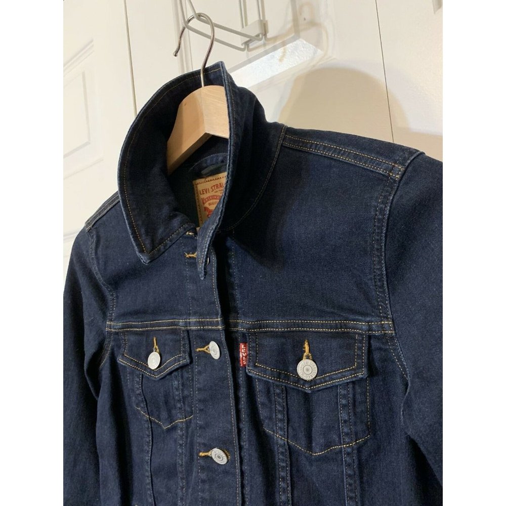 Levis Ex Boyfriend Trucker Jean Jacket Size XS Womens Denim Blue‎